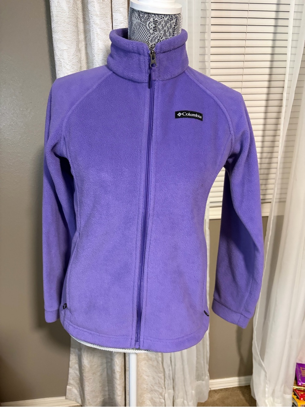 Columbia Kids Lavender Full-Zip Fleece Jacket, size Large with zip pockets